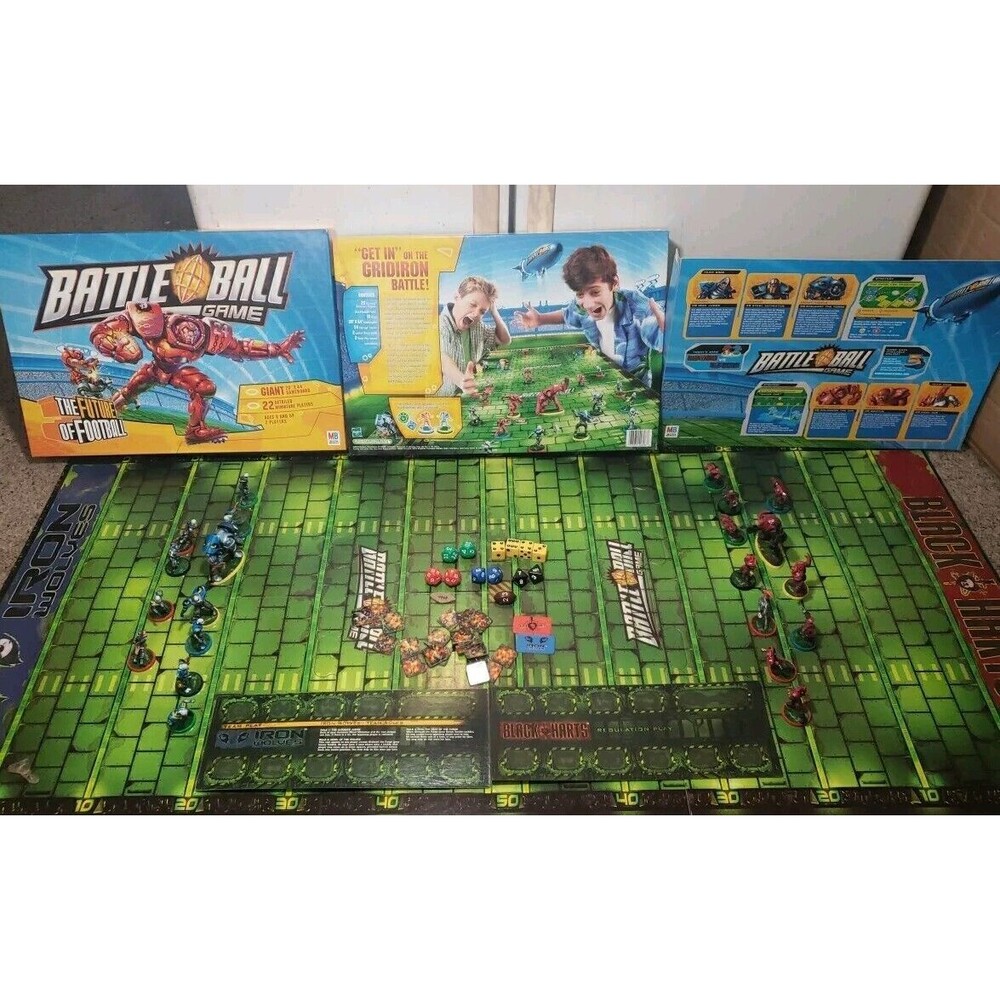 2003 Battle Ball Board Game The Future Of Football Milton Bradley see descriptio